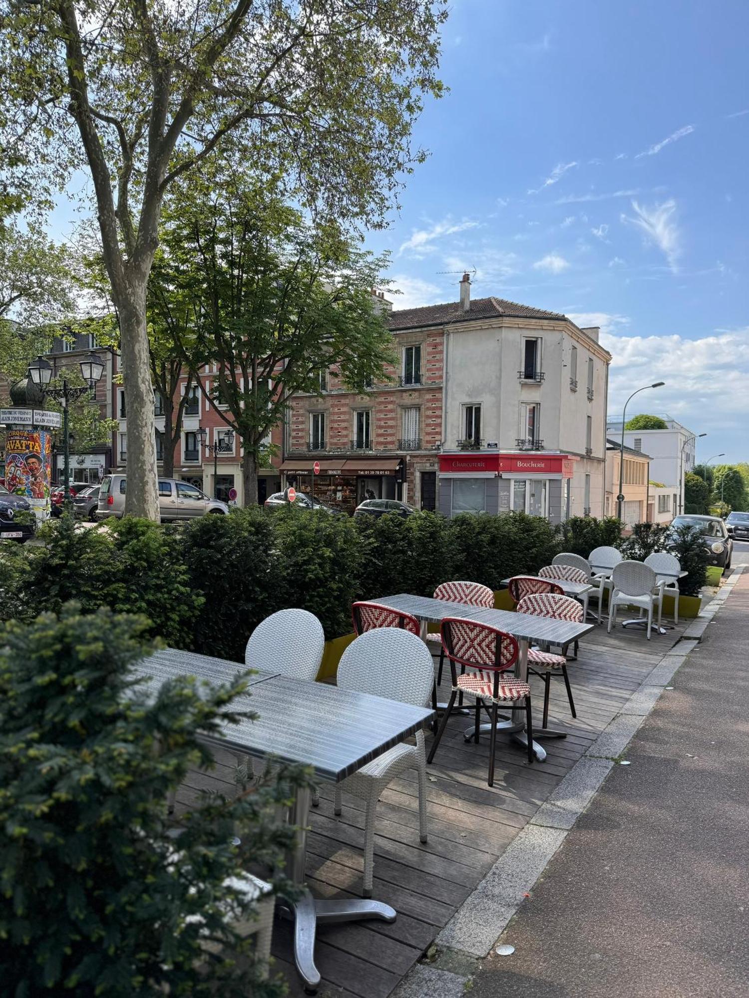 Hotel Paris Vesinet- Logis Hotel Restaurant Le Vesinet Exterior photo